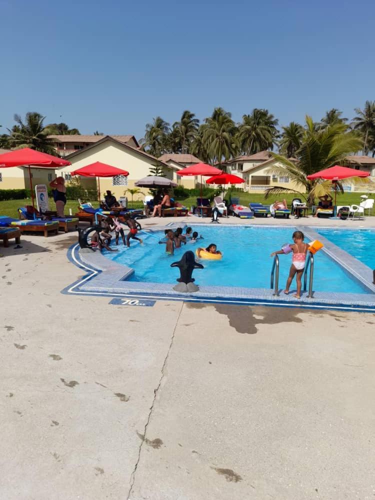 Kunta Kinteh Beach Complex โกตู ภายนอก รูปภาพ